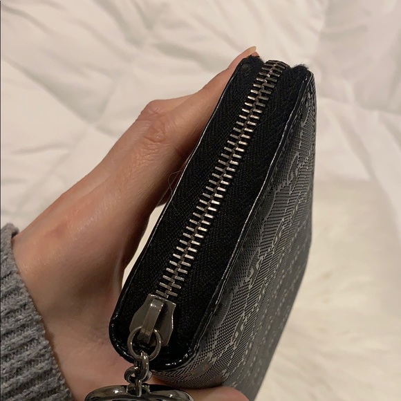 Auth Gucci Imprime zippy monogram wallet - Picture 5 of 11